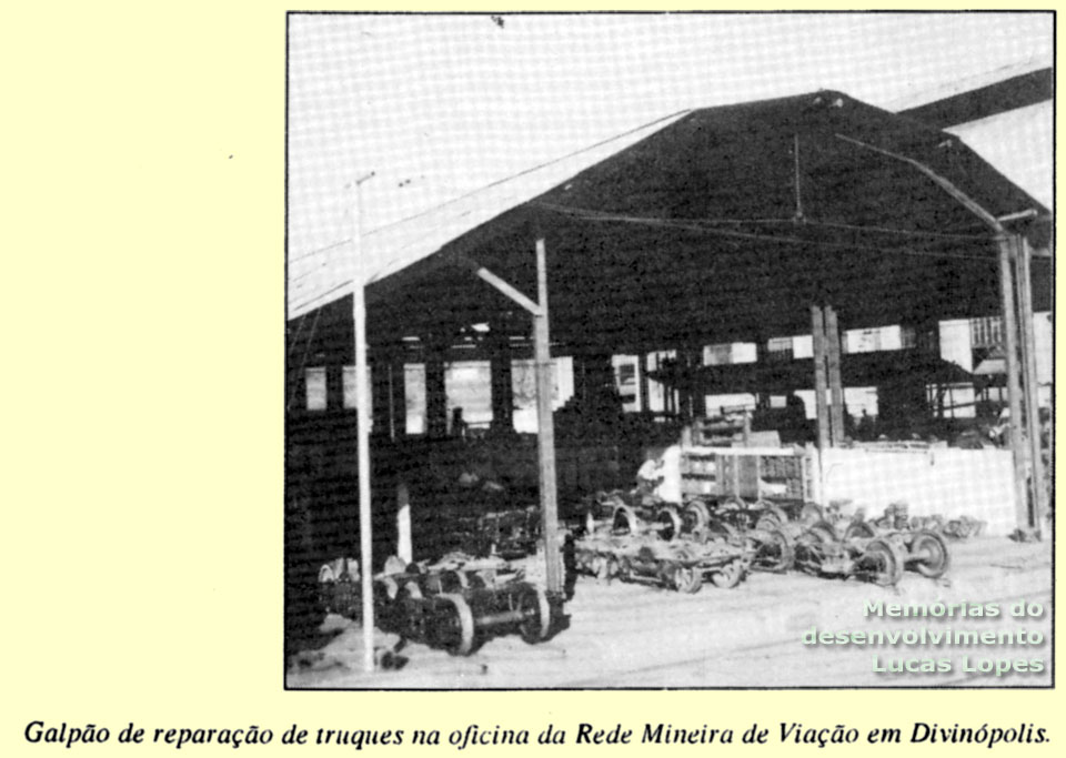 Galpão de reparação de truques nas oficinas da Rede Mineira de Viação em Divinópolis