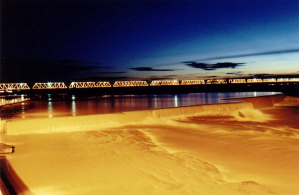 Ponte ferroviária de Pirapora: rumo ao planalto central