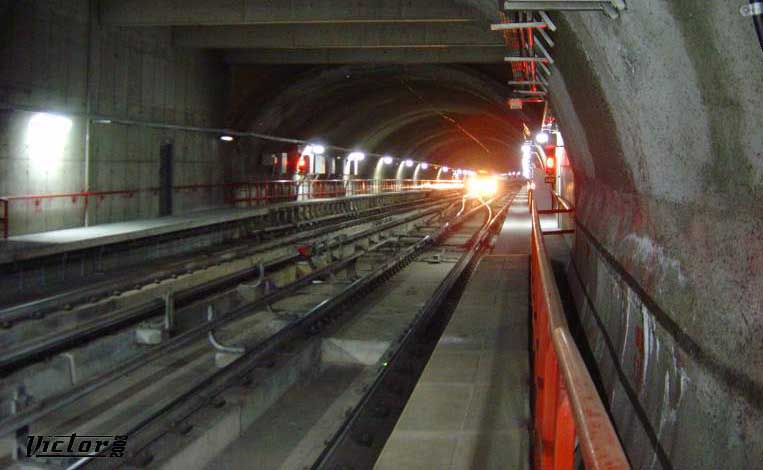 Trem retorna para a Estação Central do Metrô de Brasília